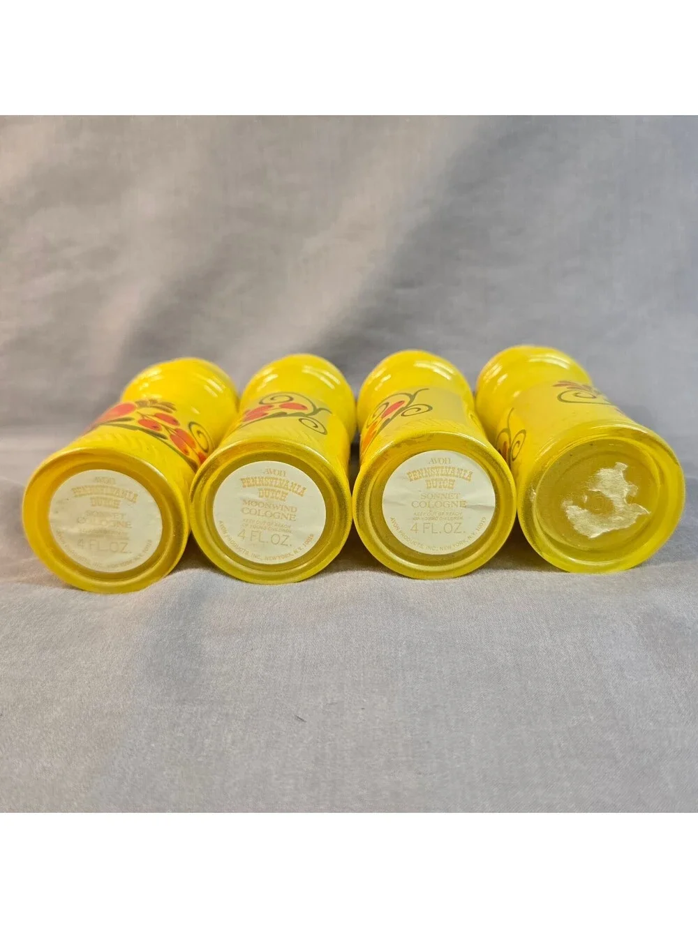 Vtg Avon Salt & Pepper Shakers Pennsylvania Dutch Yellow Orange '70s Retro 5.5